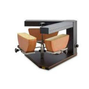 Appareil à raclette traditionnel 3 demi meules - 230 v - 2000 w -Dimension en mm : (L x l x H) 54 x 47 x 34 
