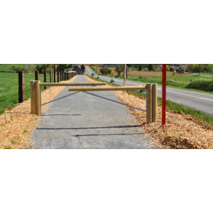 Barrière Chicane en bois pour piste cyclable - Hauteur de lisse : 1m