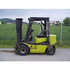 Chariot elevateur diesel d'occasion - Hauteur de levage (m) : 4.8