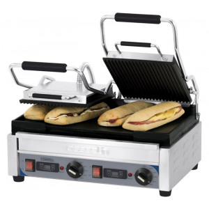 Grill panini double professionnel - Dim ( L x P x H )  :490 x 520 x 265 mm- Puissance : 2 900 W - Tension : 230 V