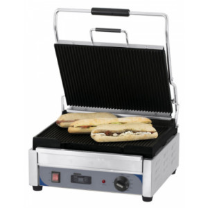 Grill panini inox professionnel - Puissance : 2400 W - Dim : L.425 x P.580 x H.265 mm