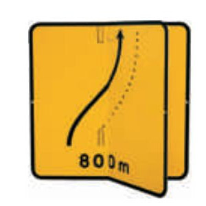 Panneau de signalisation temporaire de direction avec volet KD8. - Dimensions (mm) : de 700 à 1050 - Norme NF - Type KD