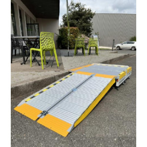 Plateforme et rampe d'angle mobile - En aluminium - pliable