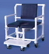 Fauteuil roulant avec repose pieds