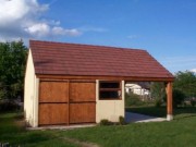 Garage avec auvent en béton 