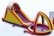 Toboggan aquatique avec piscine ronde 