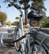 Vélostation électrique avec antivol 