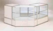 Vitrine comptoir d’angle en aluminium 