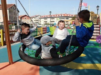 Balançoire en bois pour aire de jeux - Devis sur Techni-Contact.com - 2