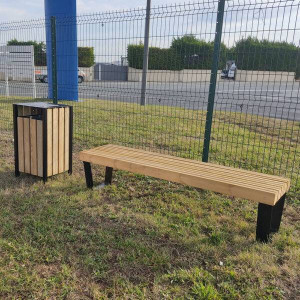 Banquette avec assise en bois  - Devis sur Techni-Contact.com - 1