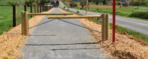 Barrière Chicane en bois pour piste cyclable - Devis sur Techni-Contact.com - 1