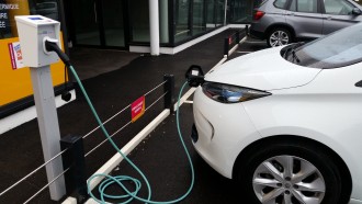 Borne recharge voiture électrique - Devis sur Techni-Contact.com - 3