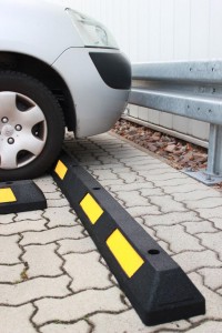 Butée de parking en caoutchouc - Devis sur Techni-Contact.com - 2