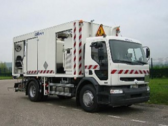 Camion applicateur marquage routier - Devis sur Techni-Contact.com - 2