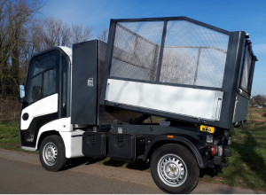 Camion benne avec coffre - Devis sur Techni-Contact.com - 1