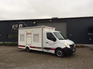 Camion magasin chevaline 350 HLRc - Devis sur Techni-Contact.com - 2