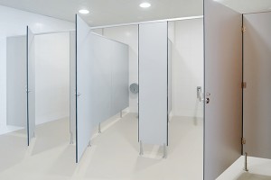 Casier en bois stratifié ou mélamine pour vestiaires