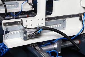 Centre d\'usinage CNC à 4 axes - Devis sur Techni-Contact.com - 10