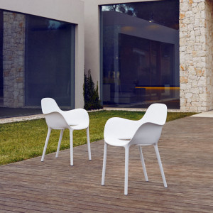 Chaise plastique avec accoudoir - Devis sur Techni-Contact.com - 1