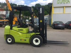 Chariot élévateur avec 4 roues - Devis sur Techni-Contact.com - 2