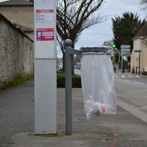 Corbeille ville sur candélabre - Devis sur Techni-Contact.com - 3