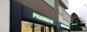 Croix et enseigne de pharmacie - Devis sur Techni-Contact.com - 3