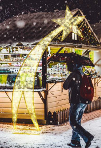 Etoile filante illuminée pour marché de noël  - Devis sur Techni-Contact.com - 1