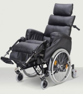 Fauteuil roulant manuel PMR à 6 roues - Devis sur Techni-Contact.com - 1