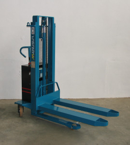 Gerbeur semi-électrique 1200 kg - Devis sur Techni-Contact.com - 2