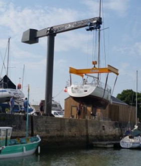 Grue potence pour le levage de bateaux - Devis sur Techni-Contact.com - 1