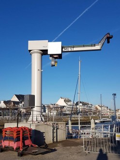 Grue potence pour le levage de bateaux - Devis sur Techni-Contact.com - 2