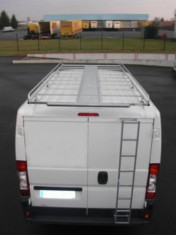 Habillage fourgon utilitaire Peugeot BOXER - Devis sur Techni-Contact.com - 3