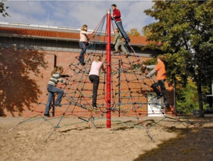 Jeu escalade Pyramide