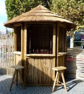 Kiosque bar en eucalyptus TIKI HUT - Devis sur Techni-Contact.com - 1