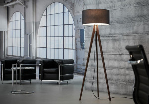 Lampadaire LED à trois pieds - Devis sur Techni-Contact.com - 1