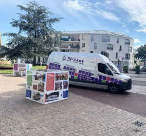 Totem extérieur cube