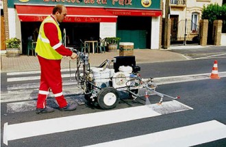 Machine poussée marquage routier - Devis sur Techni-Contact.com - 1