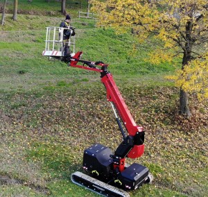 Nacelle automotrice sur chenilles pour travail dans les pentes - Devis sur Techni-Contact.com - 2