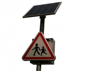 Panneau solaire à Led pour signalisation routière - Devis sur Techni-Contact.com - 1