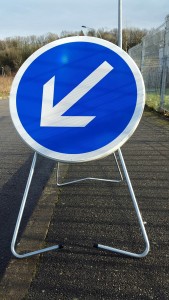 Panneau de signalisation temporaire - Devis sur Techni-Contact.com - 2