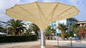 Parasol Tulipe préau scolaire sur-mesure