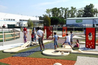 Parcours de mini golf extérieur ou intérieur - Devis sur Techni-Contact.com - 4