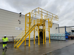 Passerelle abattante d'accès aux dômes citernes avec îlot d'accès - Devis sur Techni-Contact.com - 3