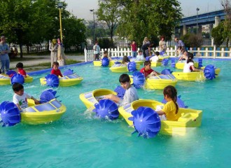 Pédalo de piscine pour enfants