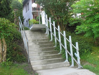 Plateforme monte escalier 300 Kgs - Devis sur Techni-Contact.com - 2