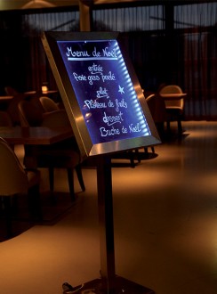 Porte menu en inox à affichage LED - Devis sur Techni-Contact.com - 5