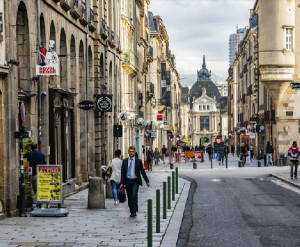 Potelet de trottoir à tête bombée