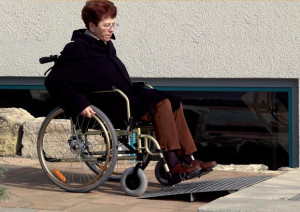 Rampe accès pour personnes handicapées - Devis sur Techni-Contact.com - 2