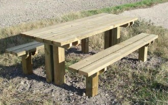 Table de pique nique en bois à sceller - Devis sur Techni-Contact.com - 1