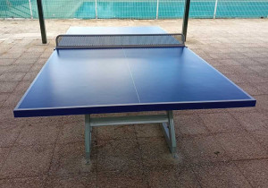 Table de tennis d'extérieure